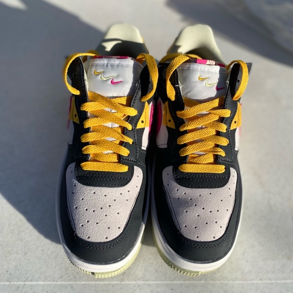 Nike AF1 Black and Pink sz 8 - Picture 3 of 3